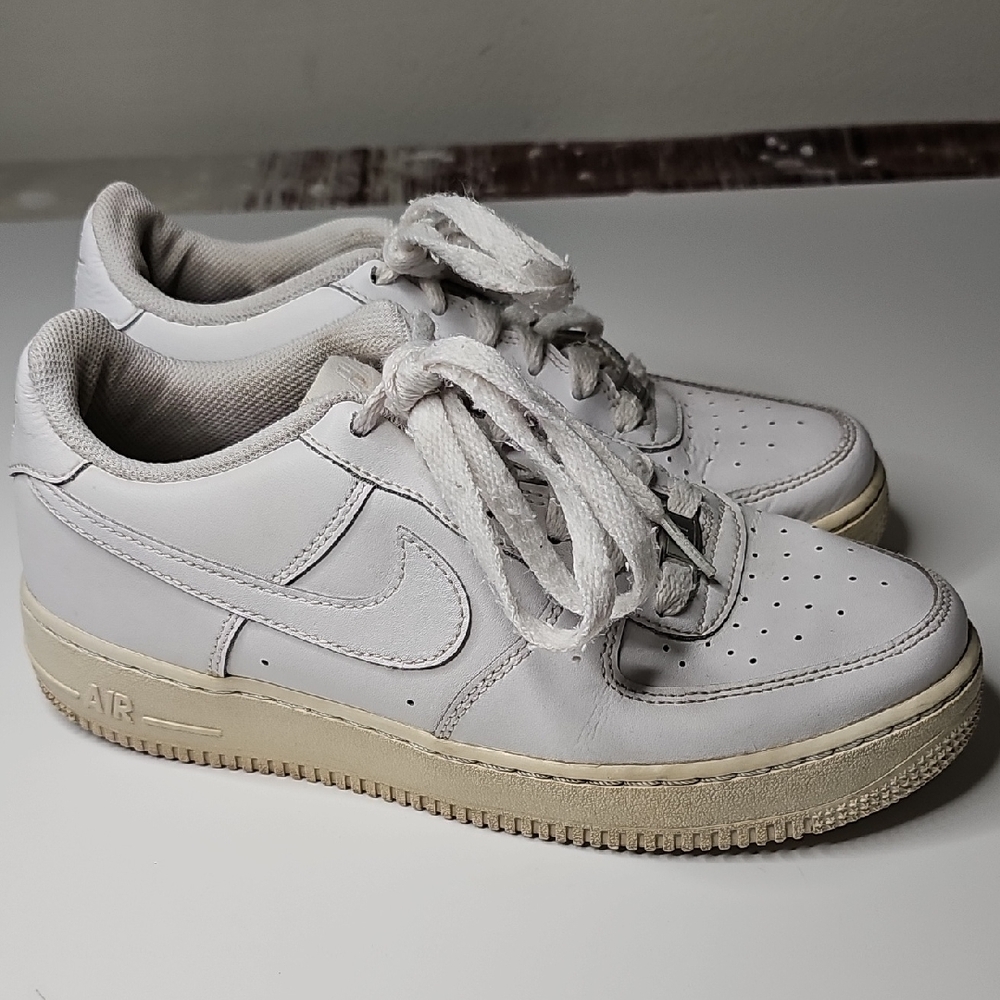 Nike Air Force 1 White Sneakers Size 6.5 Youth